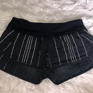 lululemon size 2 black tracker shorts!